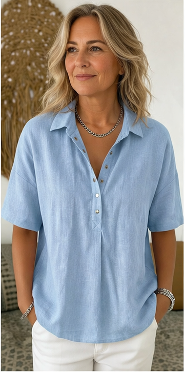 Blusa de seda con cuello y botones
